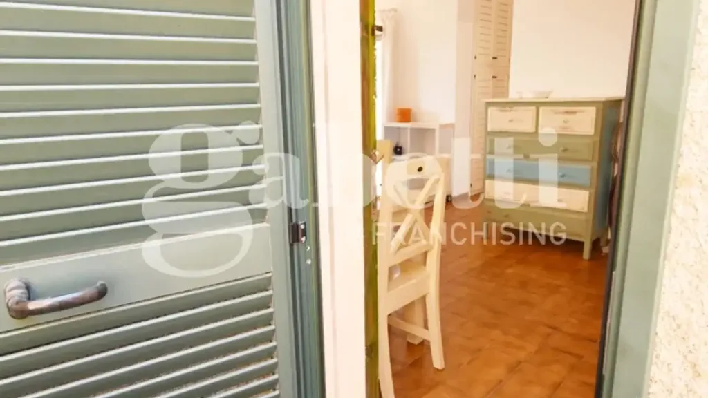 Esik - Apartment with Sea View in La Maddalena
