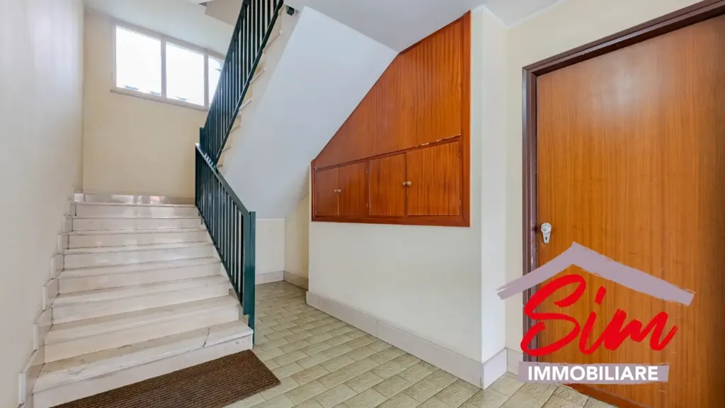 Pièces - Four-room Flat with Balcony in San Paolo
