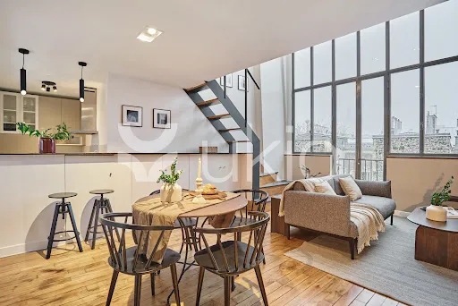 Séjour - Appartement de Luxe Rénové avec Ascenseur à Paris 5ᵉ