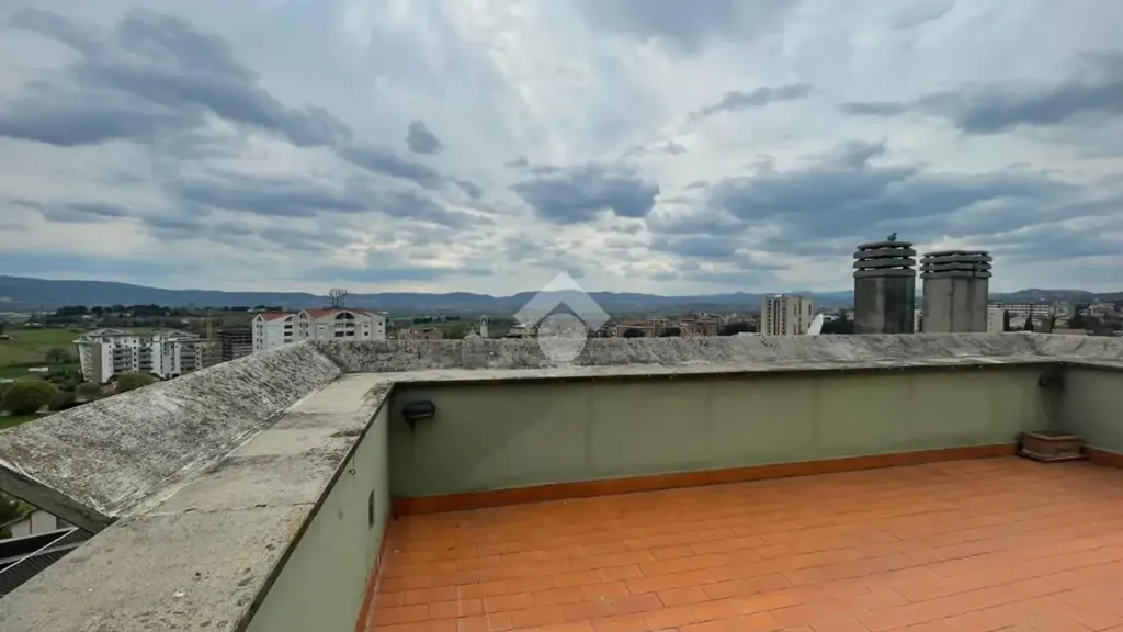 Terrasse - Attic Apartment with Terrace in Terni