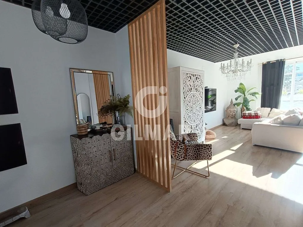Séjour - Loft-Duplex with A/C in Industrial Zone