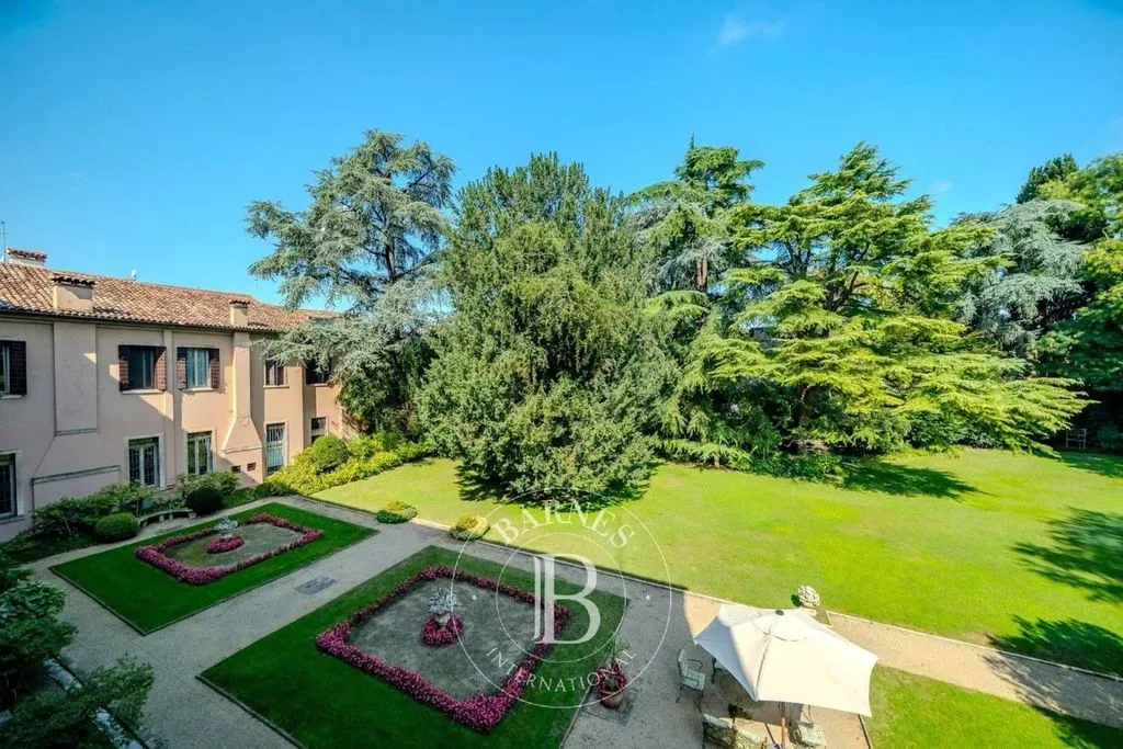 Jardin - Historic Villa with Courtyard in Padua