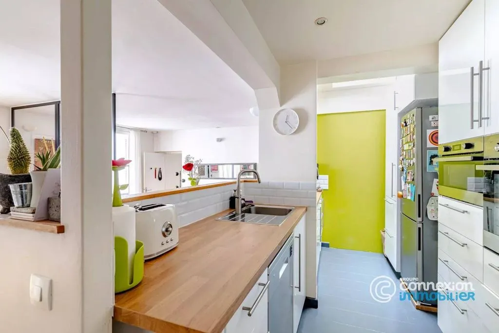 Köök - Duplex Flat with Courtyard View in Paris 10th
