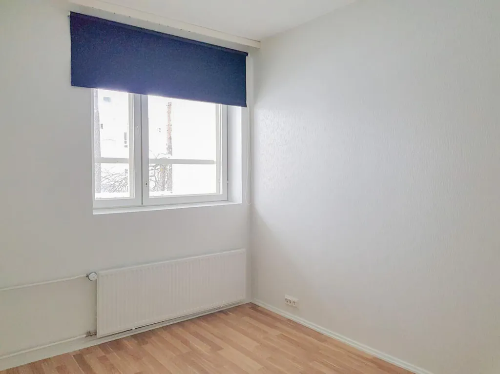 Toad - 2-Bed Flat with Balcony in Kokkola