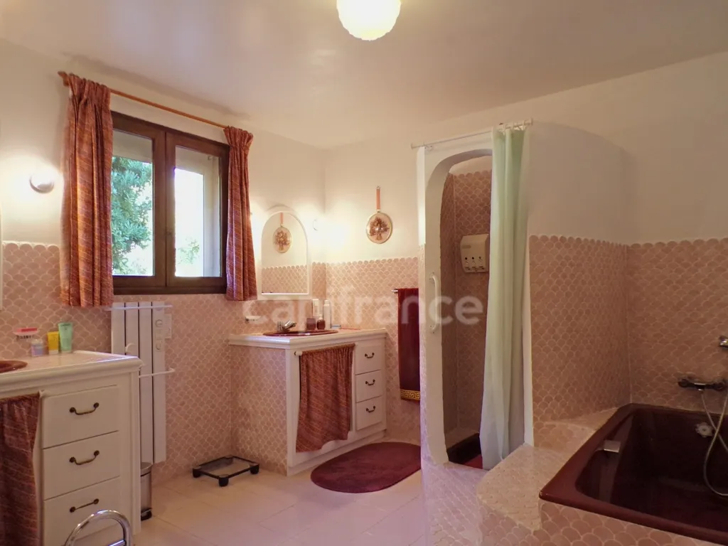 Vannitoad - Villa with Pool in Cruzy
