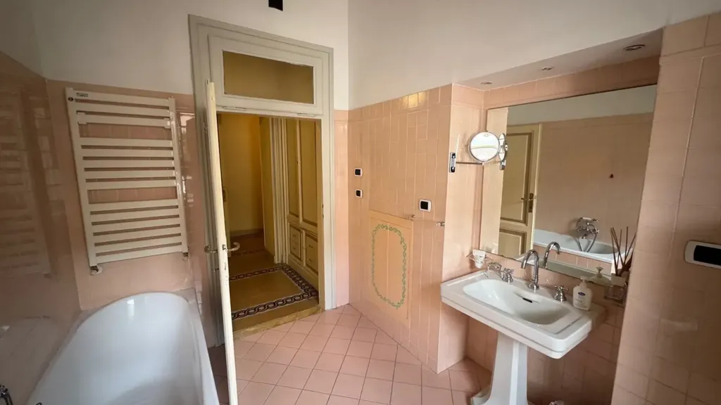 Salles de bain - Fully Furnished Flat in Historic Building, Terni