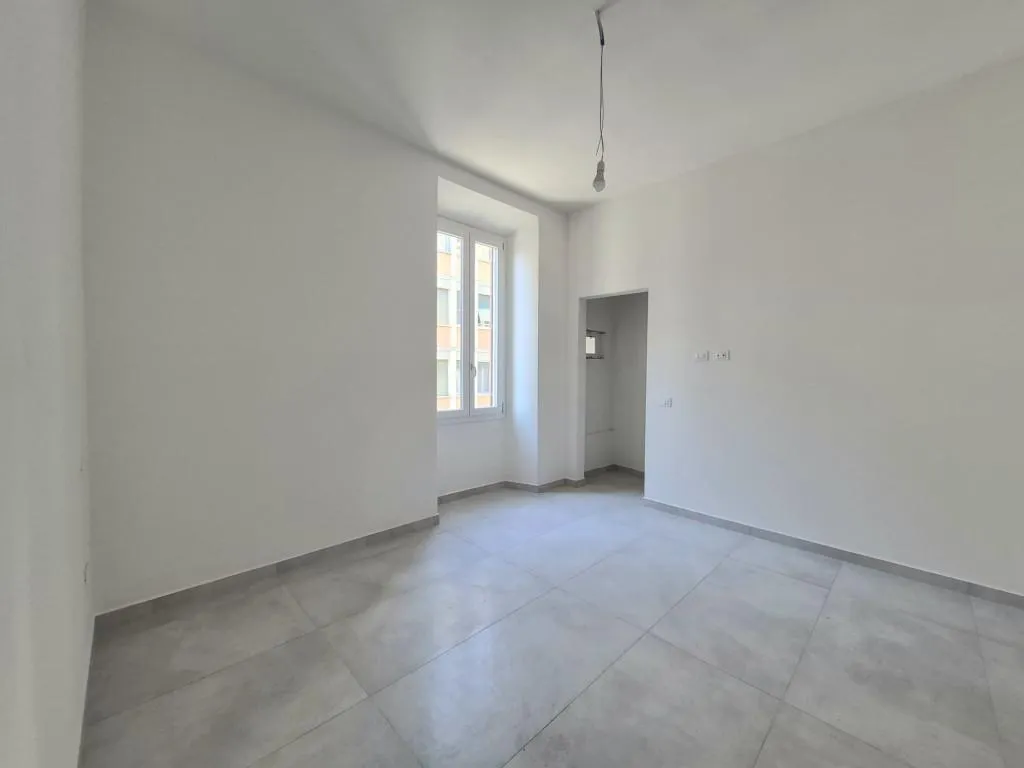 Rusticated Apartment with Terrace in Florence