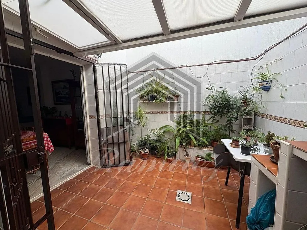 Terrazza - Chalet with Terrace in Central Chiclana