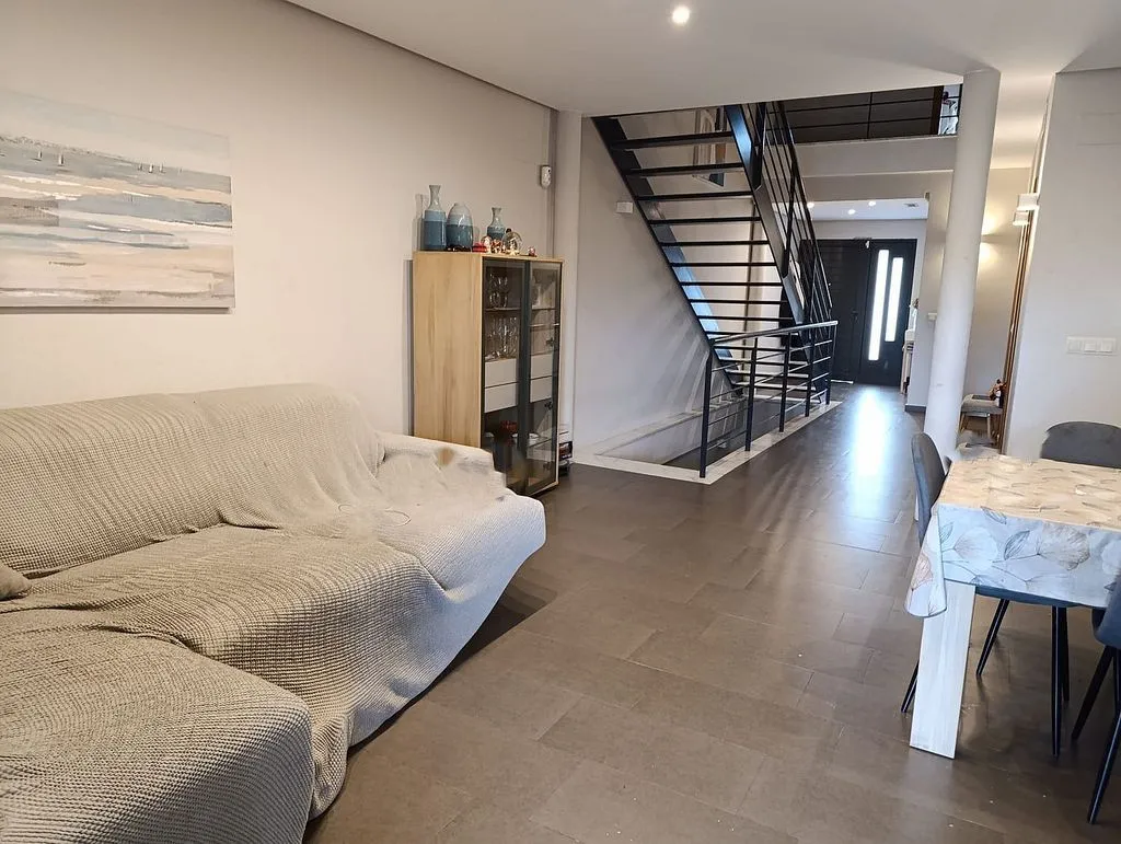 Séjour - Terraced Semi-Detached House in Benaguasil