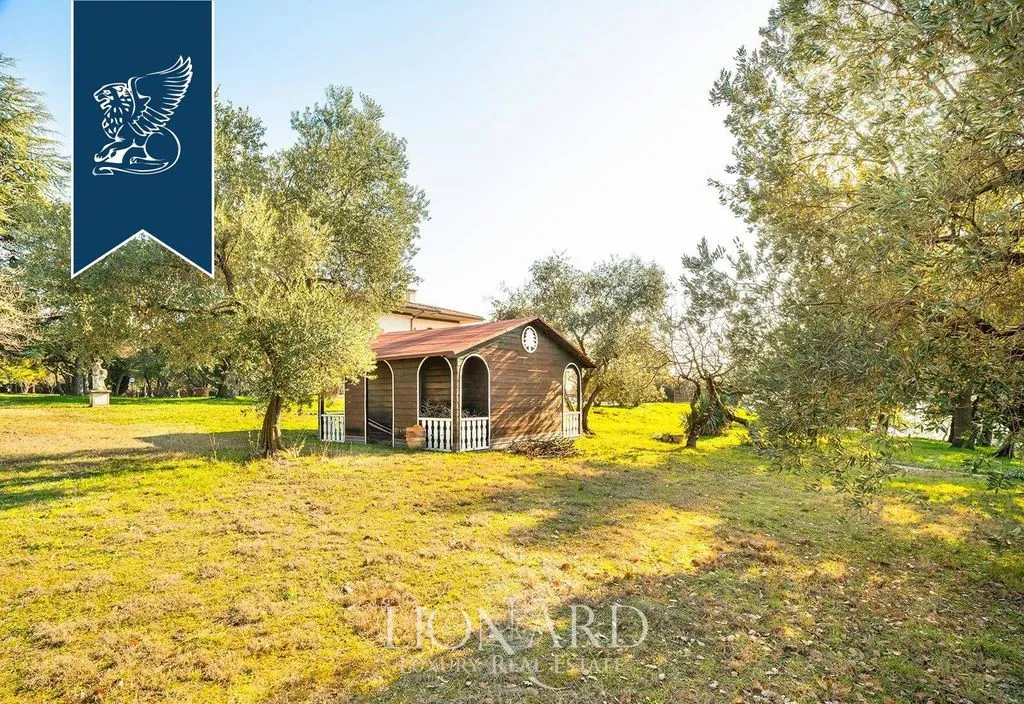 Jardin - Luxury Villa with Pool and Park in Verona