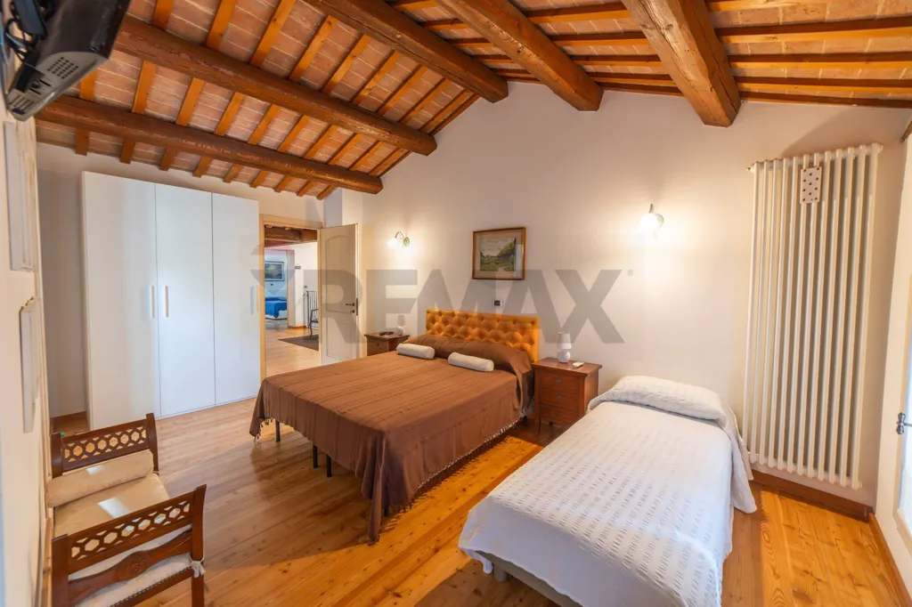 Magamistoad - Rustic House with B&B Potential in Vo'