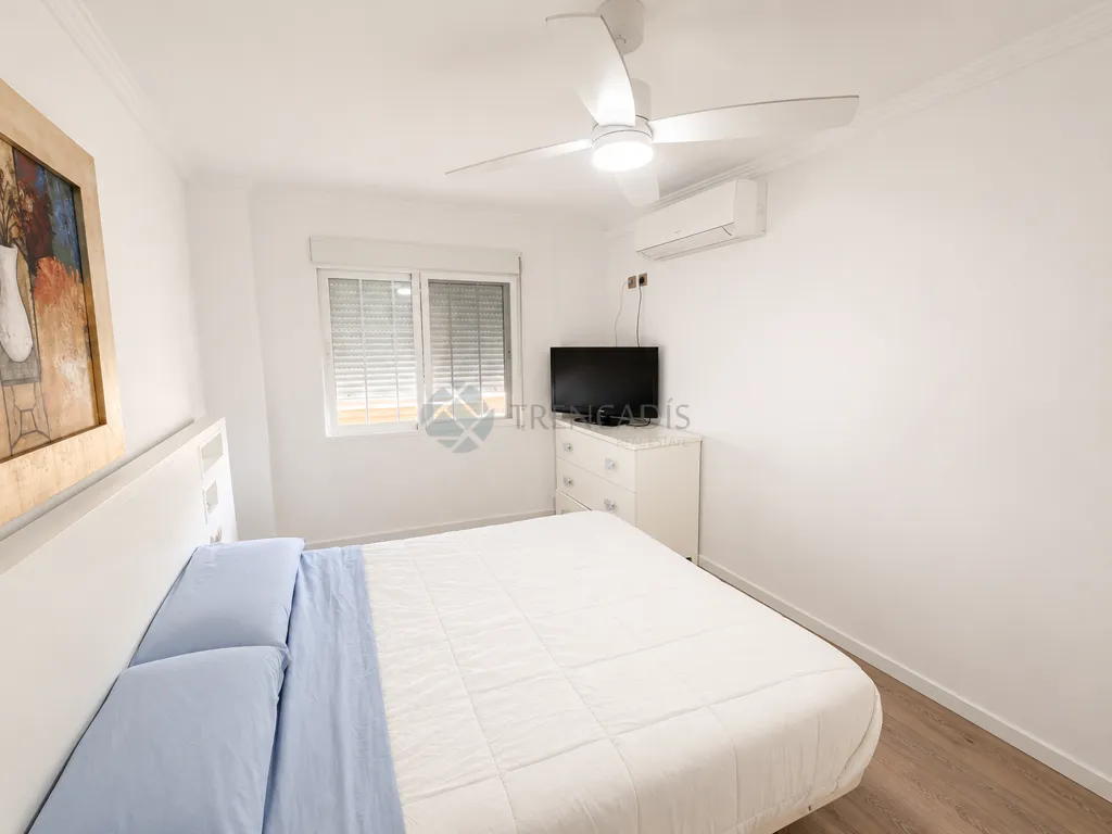 Chambres - Apartment with Sea View in El Perellonet
