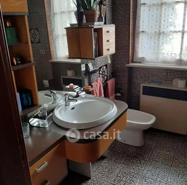Bathrooms - Four-Level Villa with Pool in Vercelli
