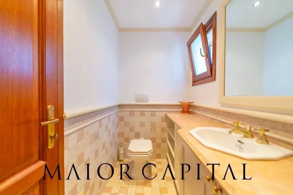 Vannitoad - Luxury Villa with Sea View in San Teodoro