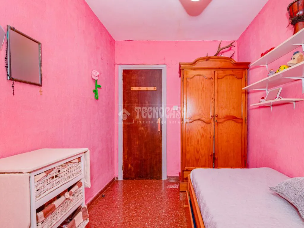 Chambres - Four-Bedroom Flat with Terrace in Cartuja