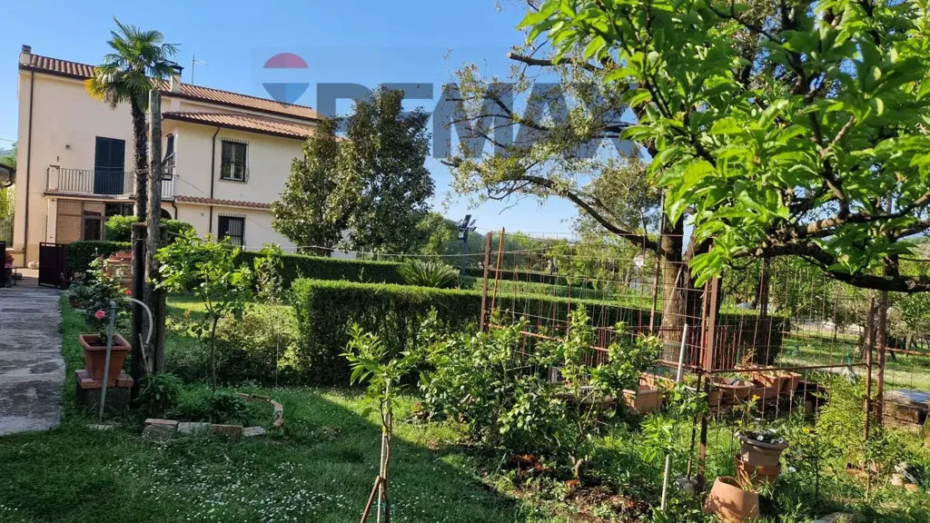 Giardino - Rustic Villa with Garden in Monticelli, Esperia
