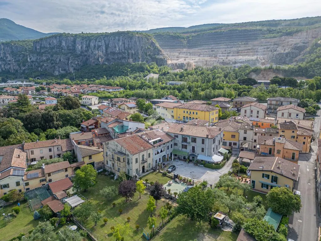 Vista aerea - 4-Bedroom Apartment with Terrace in Dolcè