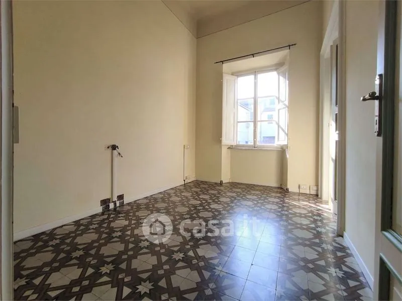 Pièces - Elegant Apartment with Balcony in Lucca
