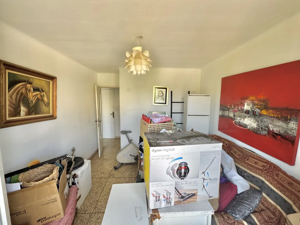 Chambres - Appartement T3 Double Exposition au 4ème Arrondissement de Marseille