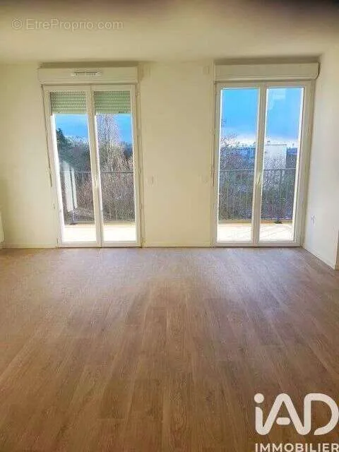 4-toaline korter asukohas Le Blanc-Mesnil