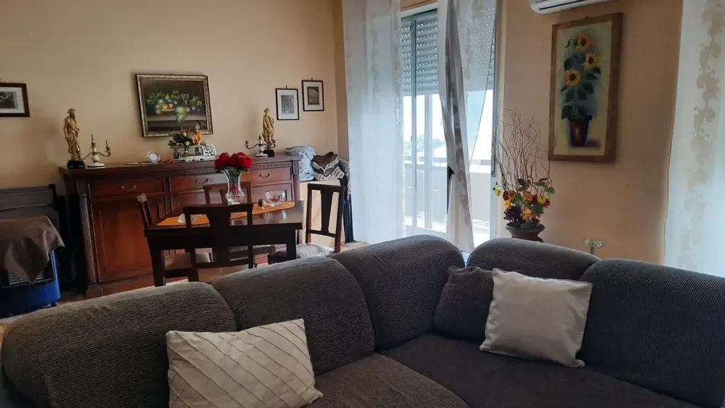 Séjour - Apartment with Balcony View on Viale Scala Greca, Siracusa