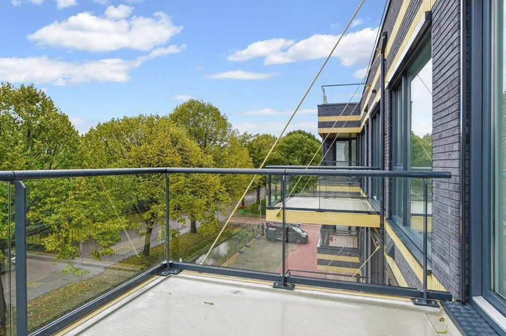 Balcon - Luxury 1-Bedroom Apartment with Private Outdoor Space in Rhoon