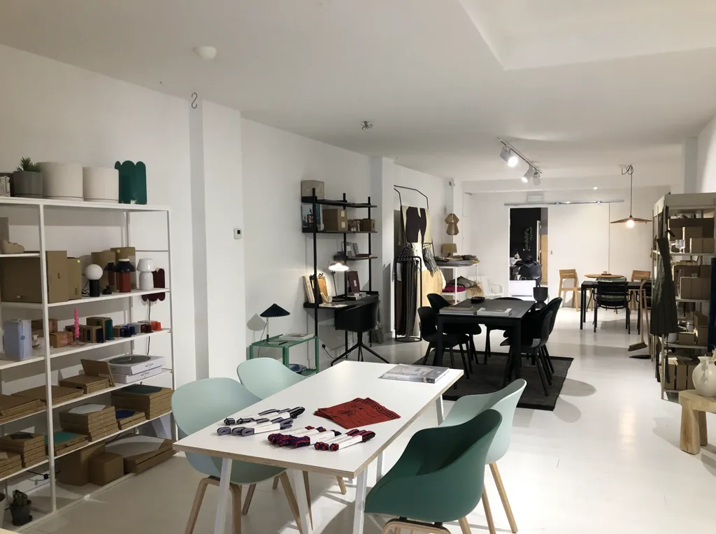 Bureau - Handelsruimte avec Vue sur la Ring à Herentals