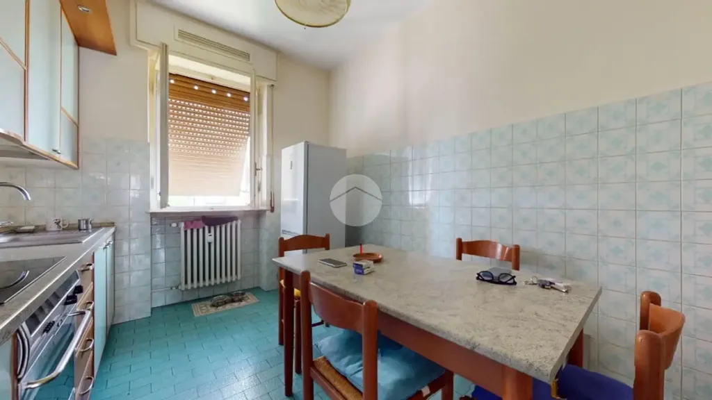 Salle à manger - Spacious 3-Bedroom Apartment in Seregno