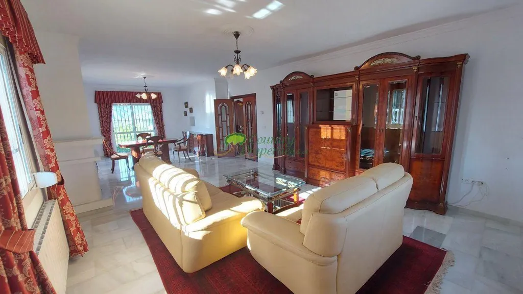 Elutuba - Villa with Pool and Mountain Views in Canillas de Aceituno
