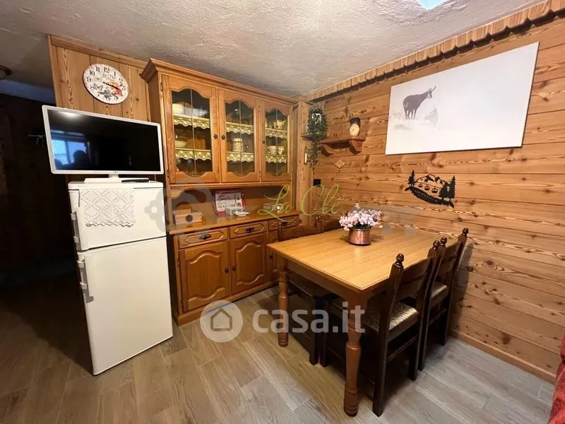 Söögituba - Chalet with Balcony in Courmayeur Centre