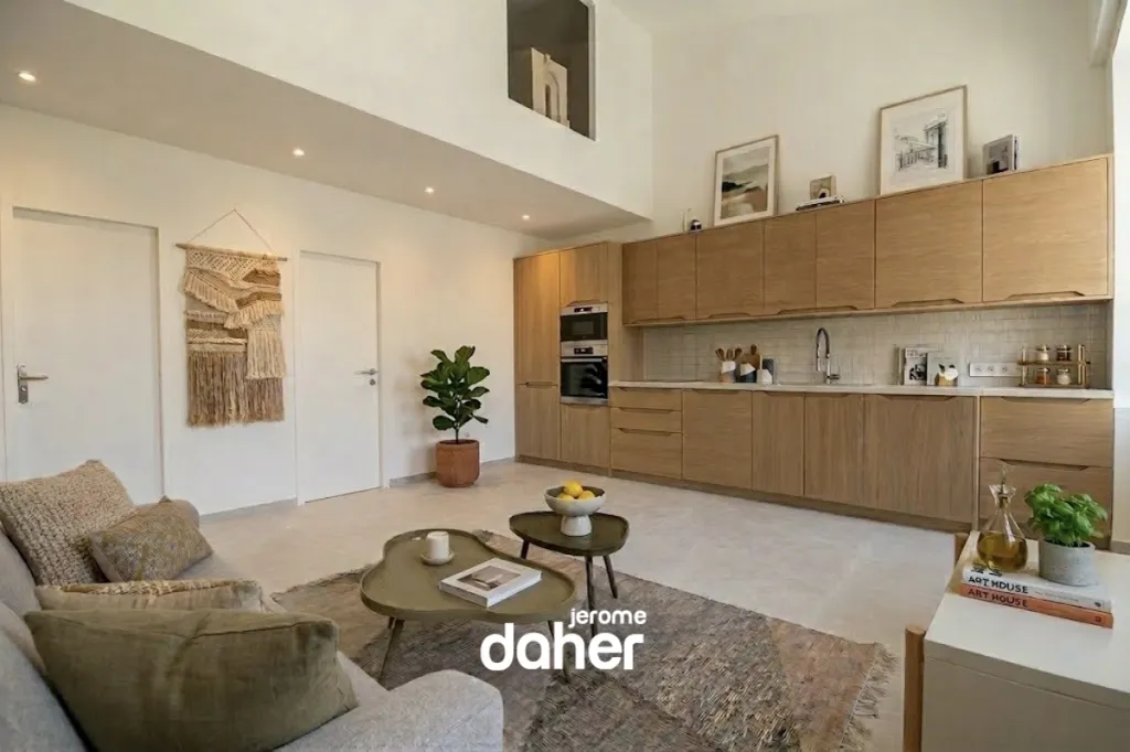 Elutuba - Duplex Apartment in Quiet Cul-de-Sac, Marseille 7th