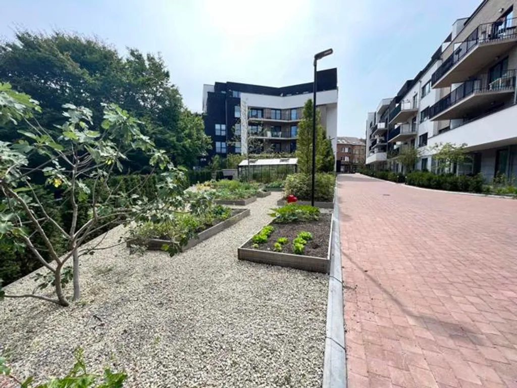 Jardin - Appartement Moderne avec Terrasse au 5ème Étage