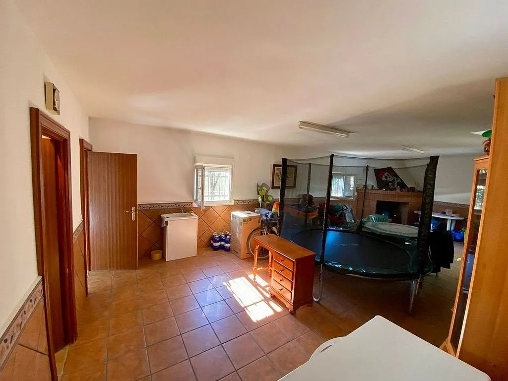 Toad - Chalet with Pool in Miguelturra