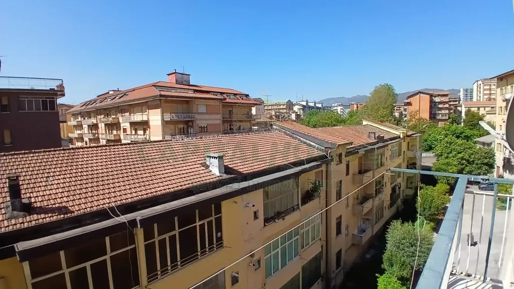 Balcone - Central Two-Bedroom Apartment in Avellino