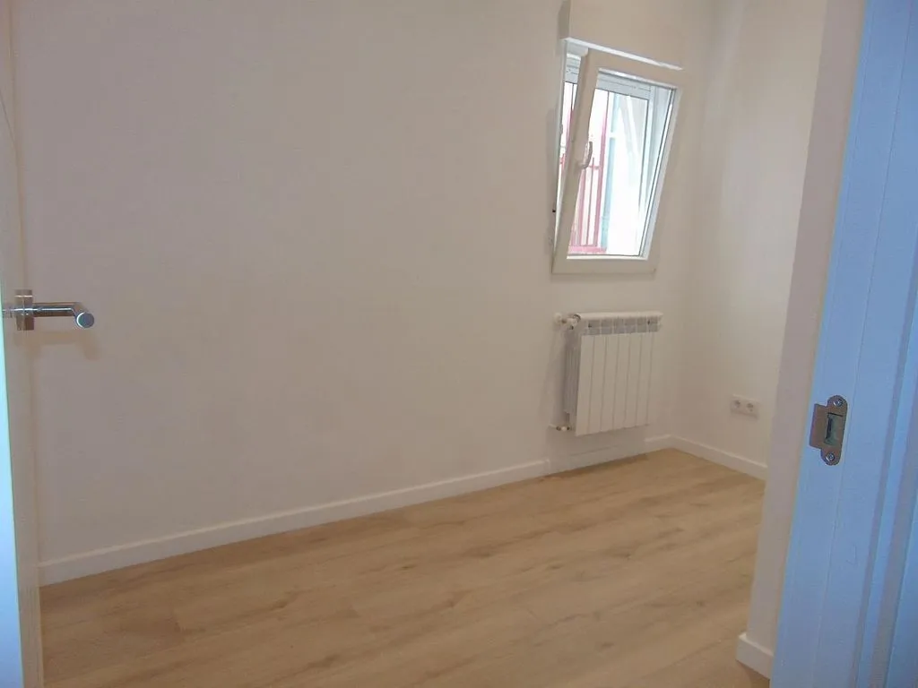 Pièces - Reformed Flat with East View in Arganzuela
