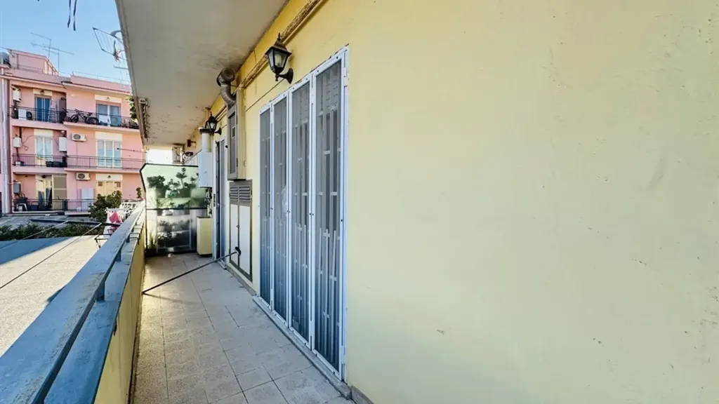 Balcon - Apartment with Balcony in Marino