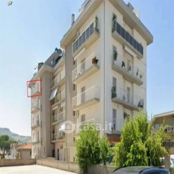 Extérieur - Three-Bedroom Apartment with Garage in Teramo