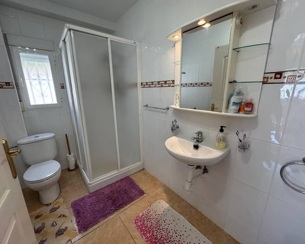 Vannitoad - Seven-Bedroom Villa with Pool in Ciudad Quesada