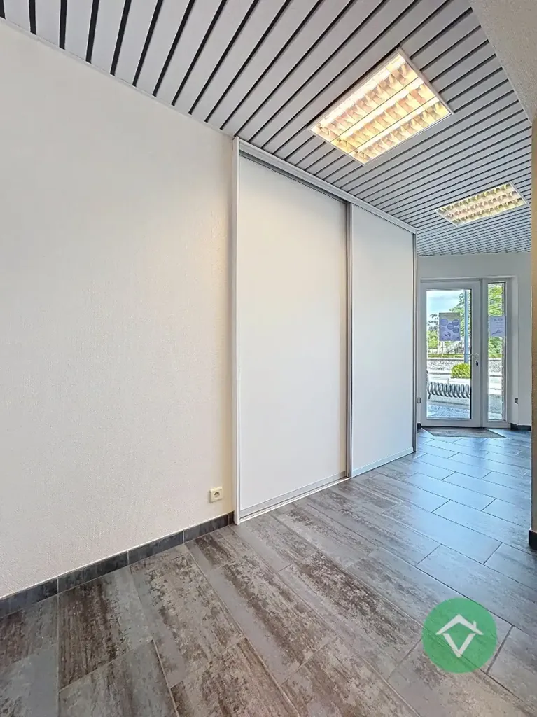 Entrée - Espace de Bureau à Oudenburg avec Réception