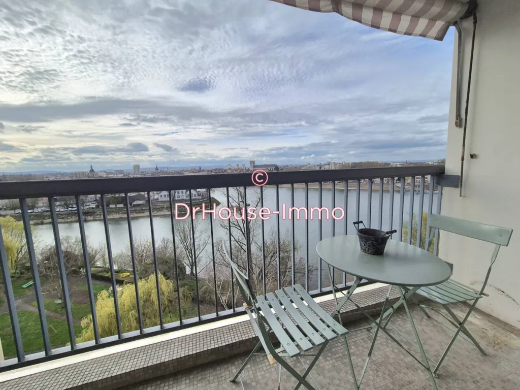 Rõdu - Spacious Flat with River View in Chalon-Sur-Saone