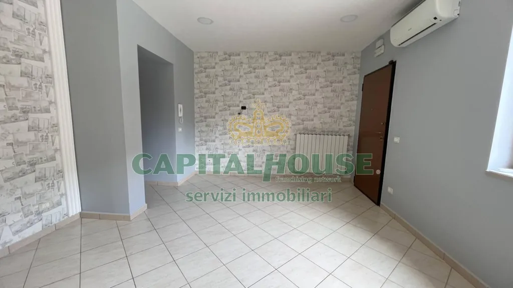 Entrée - Two-Level Apartment with Balcony in Monteforte Irpino