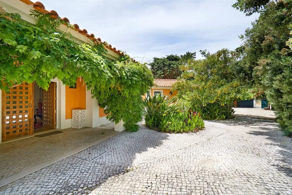 Jardin - Luxury Villa with Pool in Almoçageme, Sintra