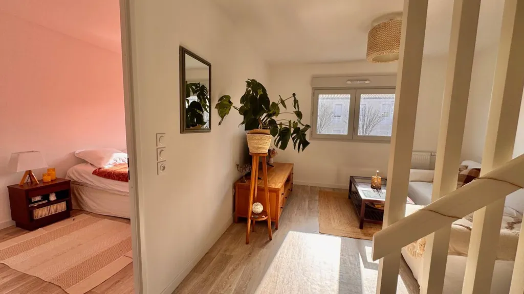 Entrée - Appartement Triplex avec Terrasse en Centre-Ville