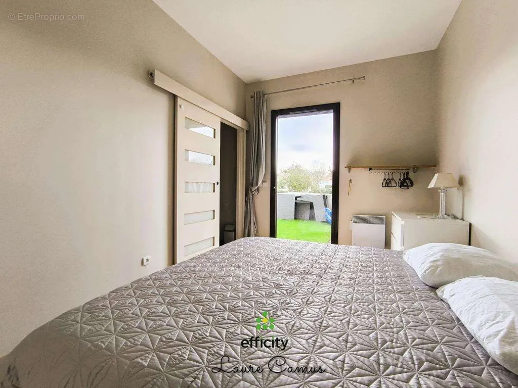 Magamistoad - Contemporary House with Pool in Le Bernard