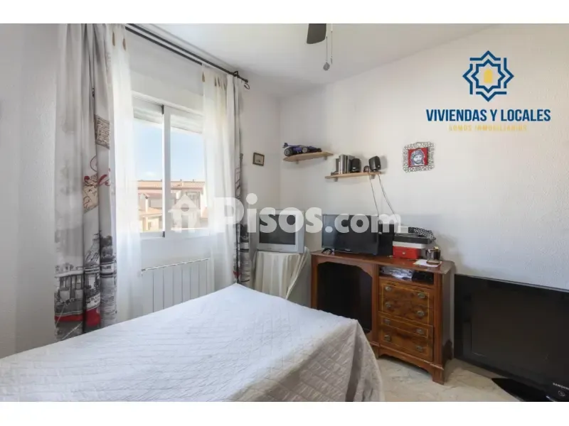 Magamistoad - Twin-Storey House with Pool in Híjar