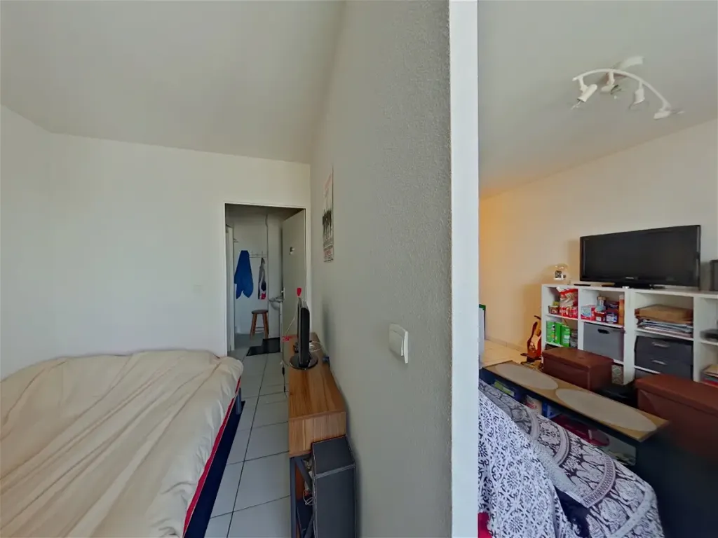 Chambres - Studio avec Place de Parking à Saint-Pierre des Corps