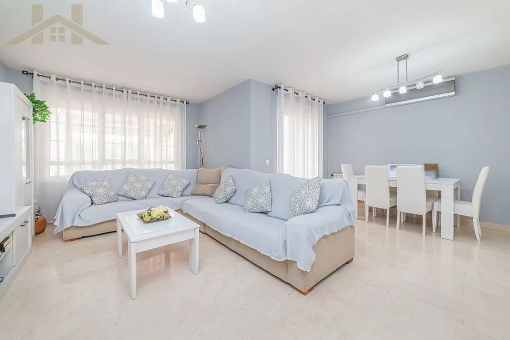 Elutuba - Terraced House with Pool in El Leguario
