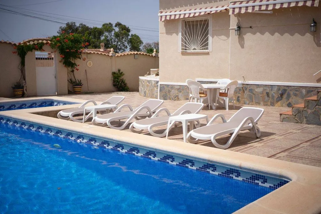 Bassein - 4-Bedroom Villa with Pool in Ciudad Quesada