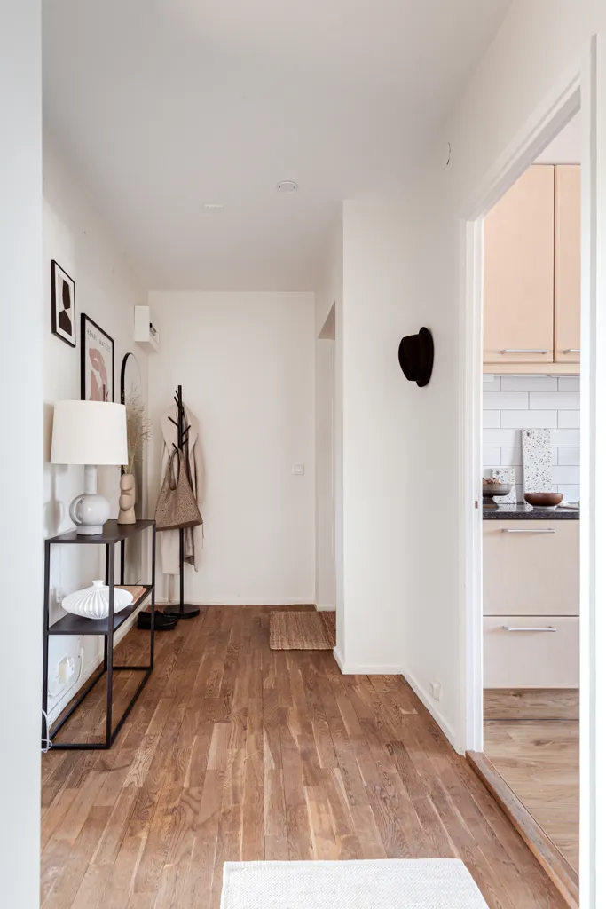 Entrée - Bright Apartment with South-Facing Balcony in Mölnlycke