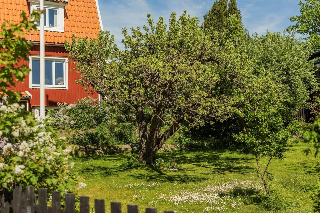 6-toaline maja asukohas Lidingö kommun